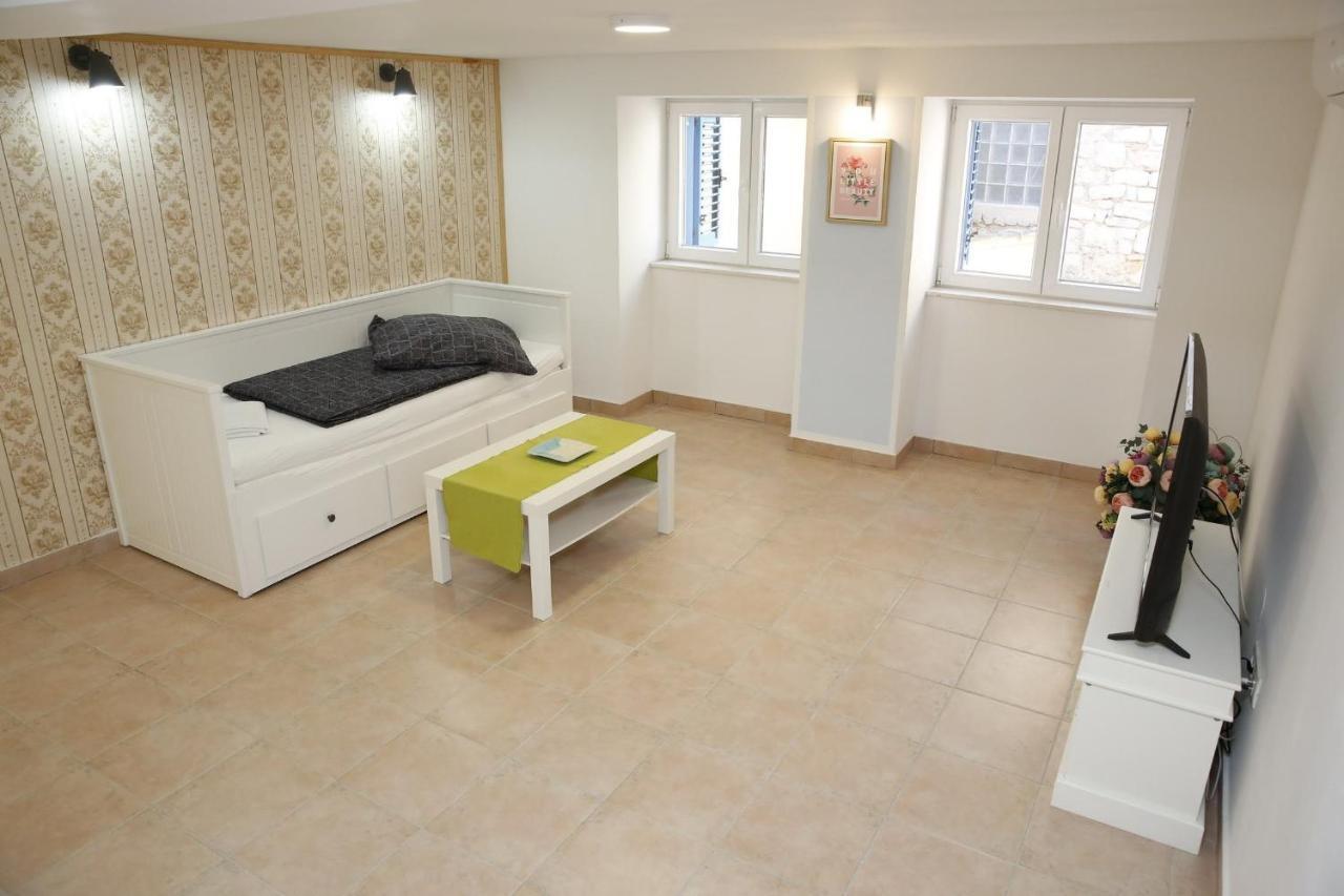 Holiday Home Yan With Bay View Vodice Exterior foto